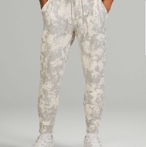 lululemon athletica Men's Light Gray and Cream Tie-Dye Joggers